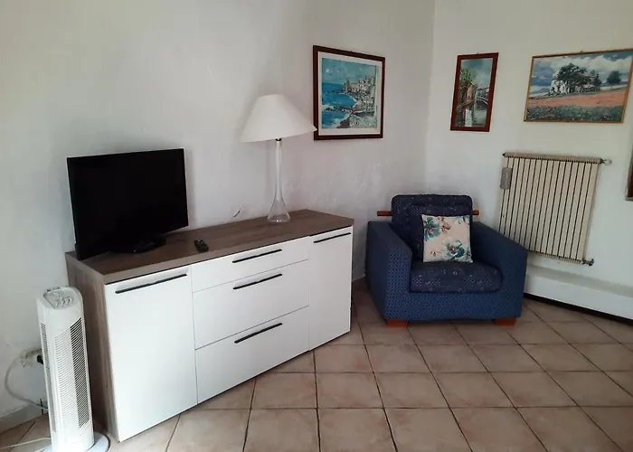 Sul Maggiore 아파트 *